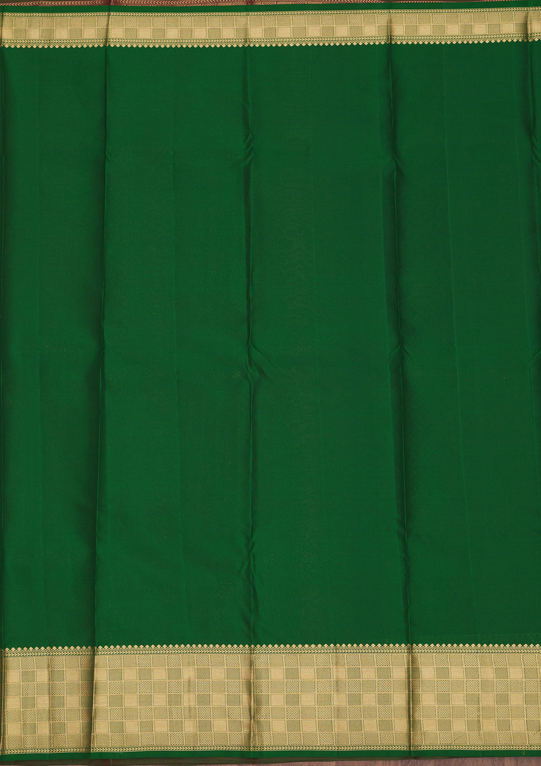 Wine Silk Jaal Gold Zariwork Saree With Matching Blouse Piece
