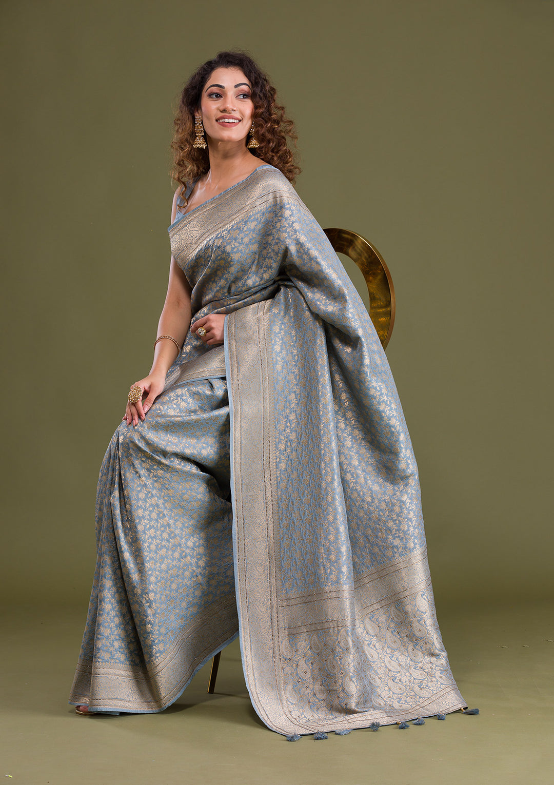 Light Grey Zariwork Banarasi Silk Saree-Koskii